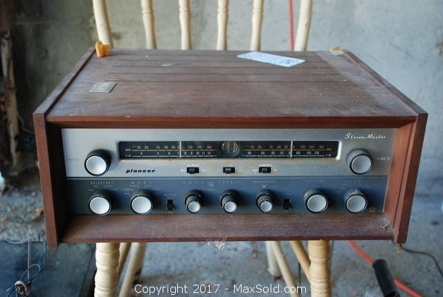 Receiver And Turn Table