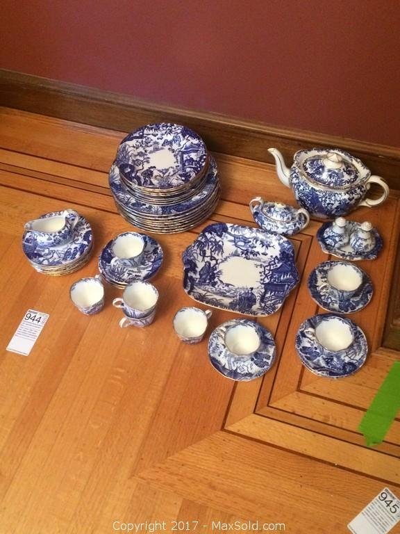 Royal Crown Derby Set