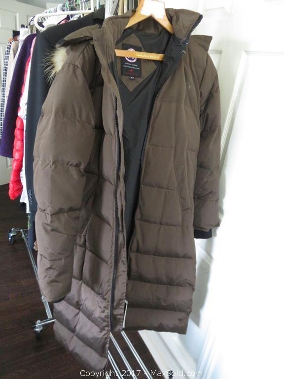 Ladies Canada Goose Coat SZ XL Petite